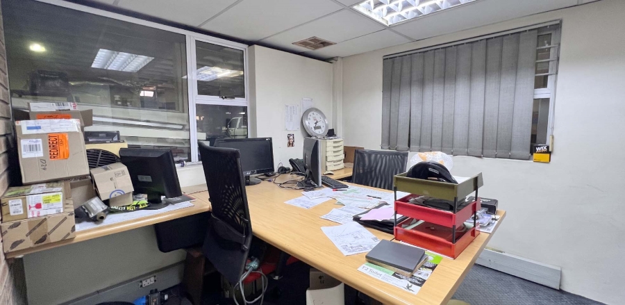 Commercial Property for Sale in Red Hill KwaZulu-Natal