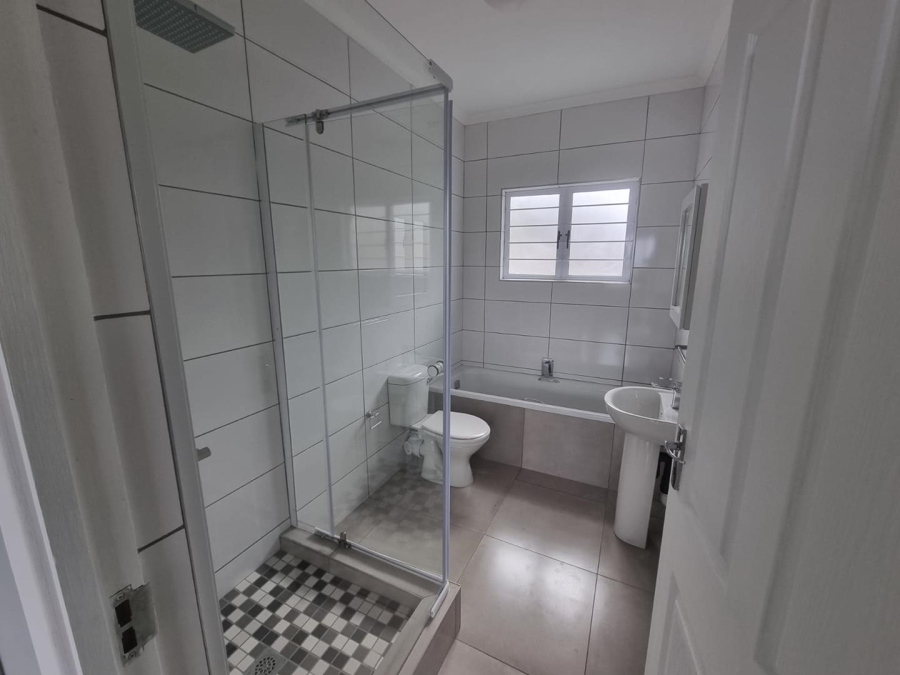 To Let 3 Bedroom Property for Rent in Clifton Park KwaZulu-Natal