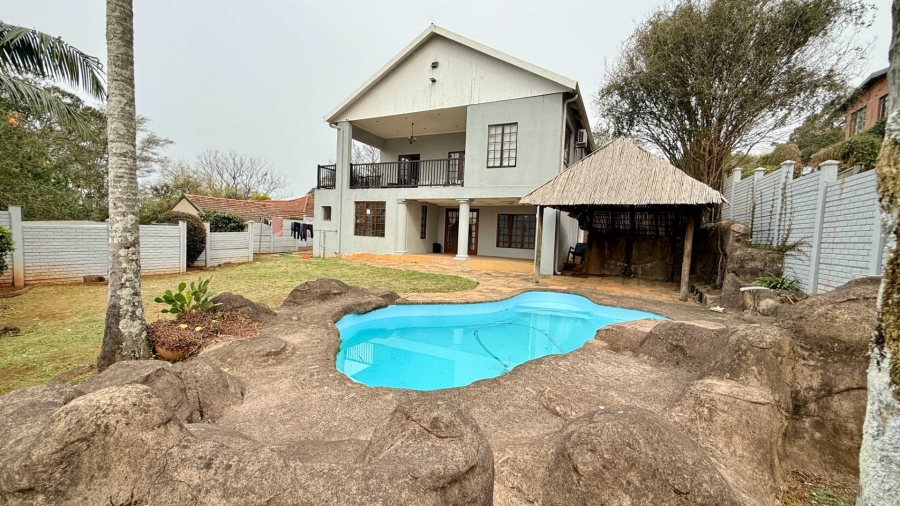 5 Bedroom Property for Sale in Clarendon KwaZulu-Natal