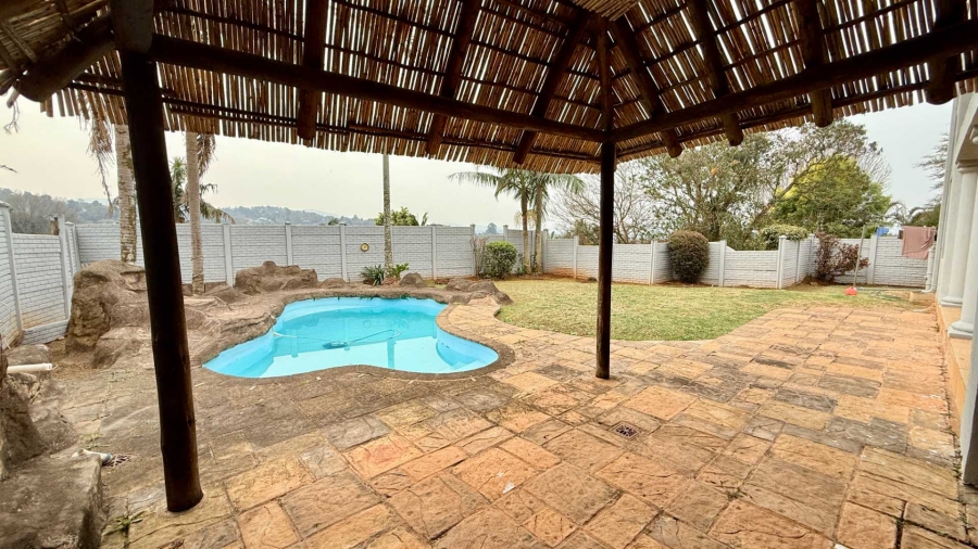 5 Bedroom Property for Sale in Clarendon KwaZulu-Natal