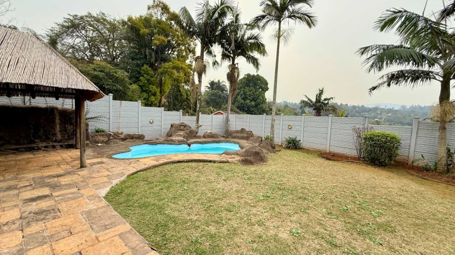 5 Bedroom Property for Sale in Clarendon KwaZulu-Natal