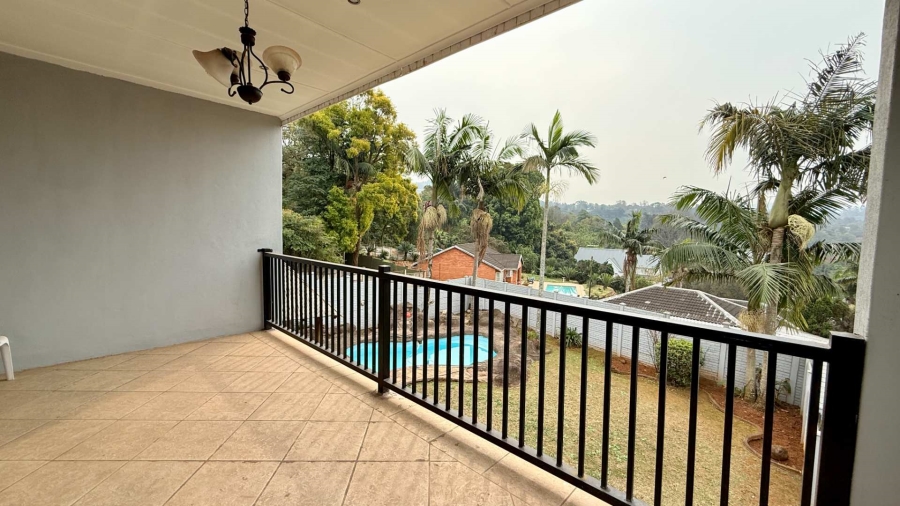 5 Bedroom Property for Sale in Clarendon KwaZulu-Natal