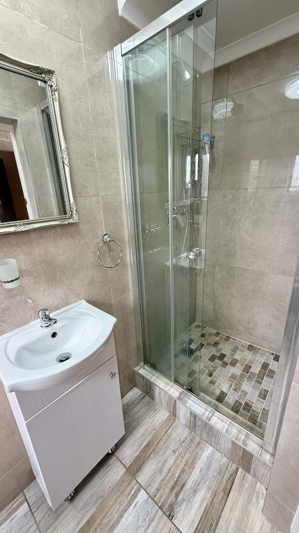 5 Bedroom Property for Sale in Clarendon KwaZulu-Natal