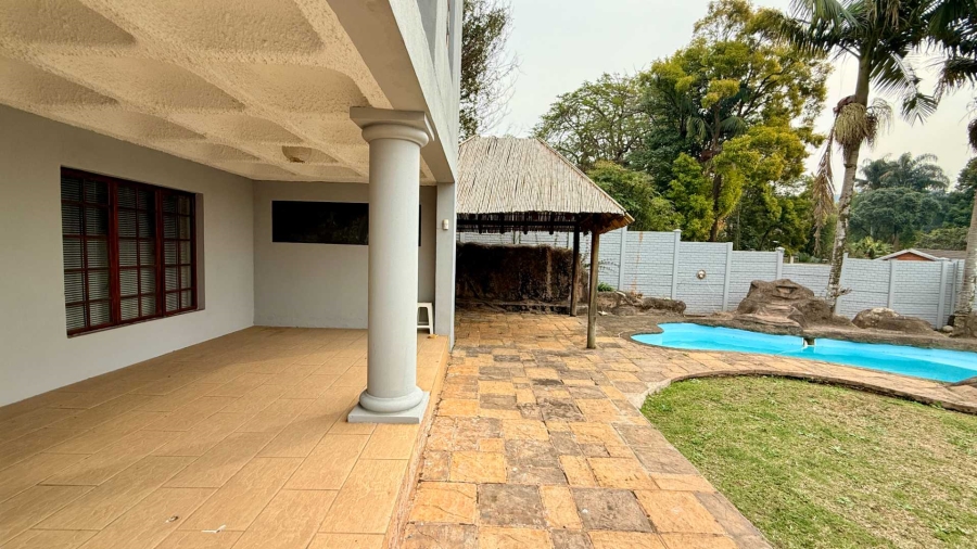 5 Bedroom Property for Sale in Clarendon KwaZulu-Natal