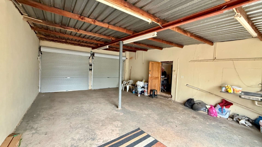 5 Bedroom Property for Sale in Clarendon KwaZulu-Natal