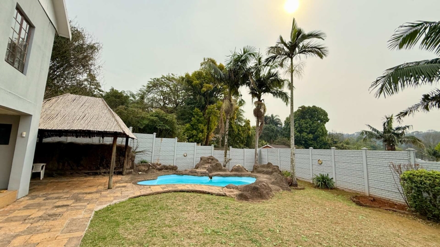 5 Bedroom Property for Sale in Clarendon KwaZulu-Natal