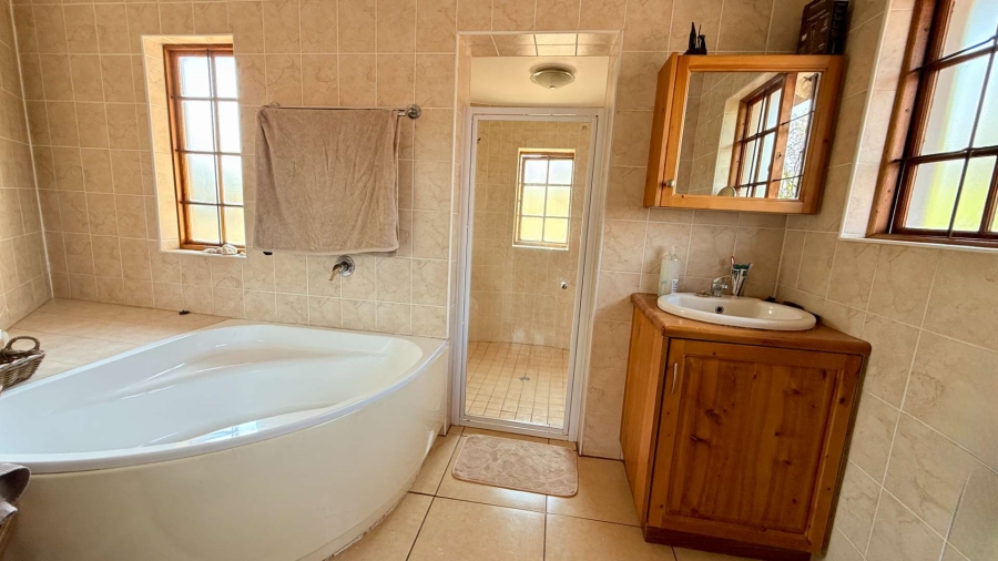 4 Bedroom Property for Sale in Lidgetton KwaZulu-Natal