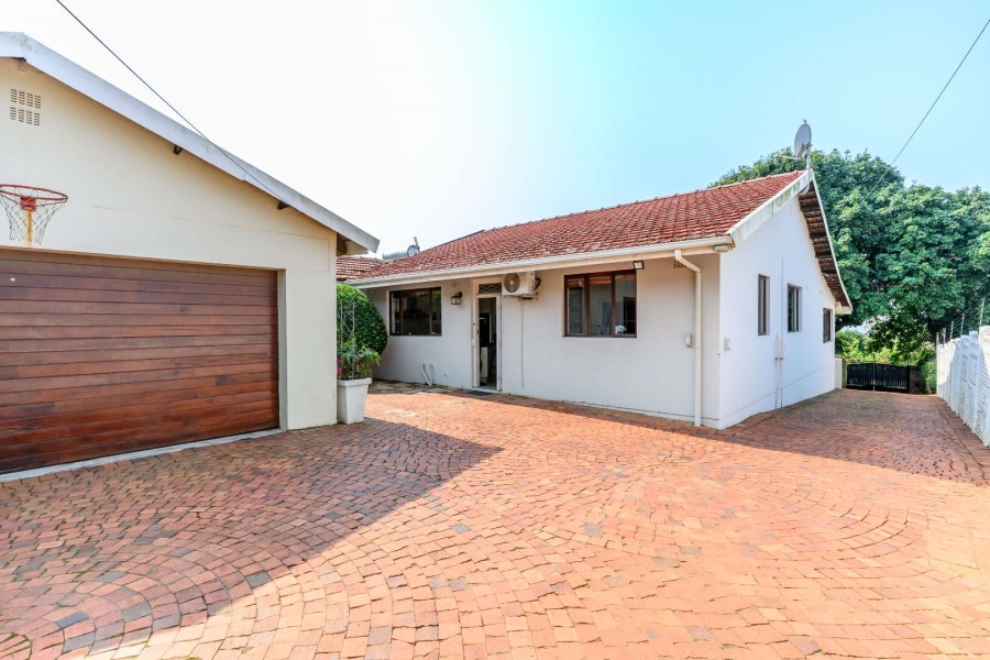 5 Bedroom Property for Sale in Herrwood Park KwaZulu-Natal