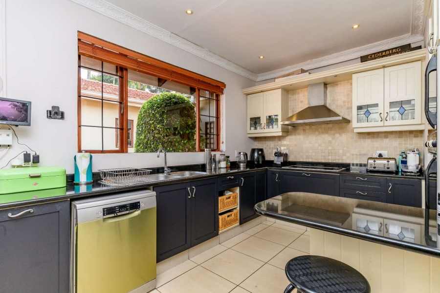 5 Bedroom Property for Sale in Herrwood Park KwaZulu-Natal