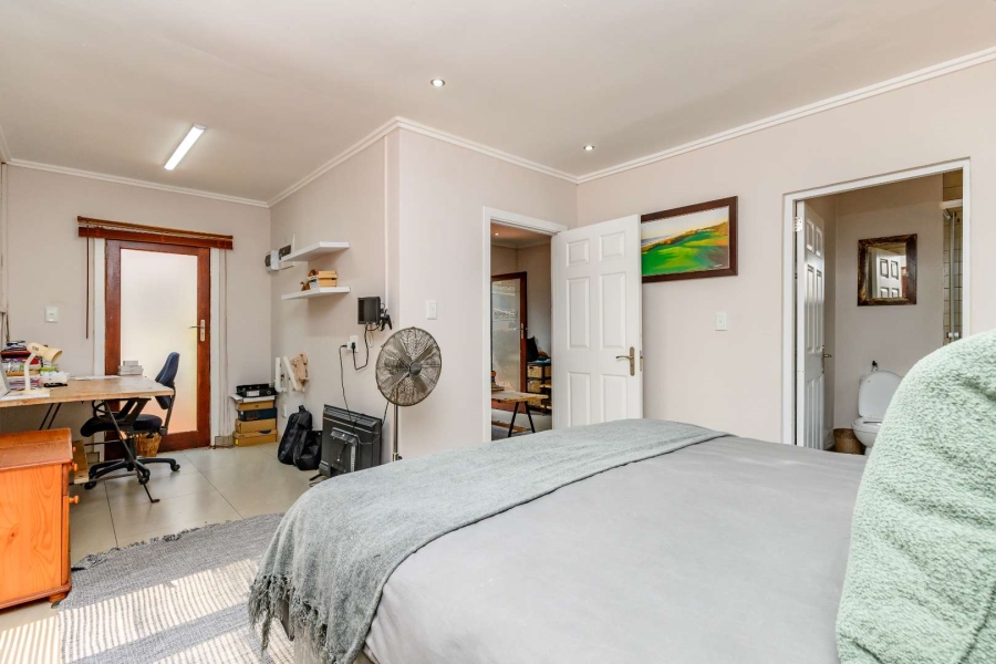 5 Bedroom Property for Sale in Herrwood Park KwaZulu-Natal