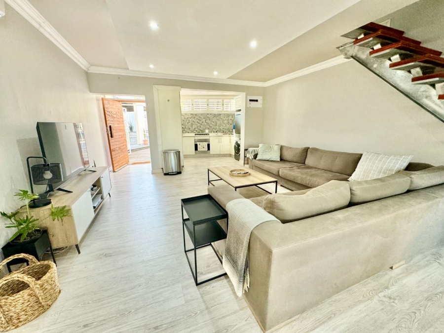2 Bedroom Property for Sale in Umhlanga KwaZulu-Natal