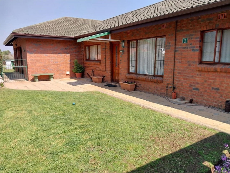 2 Bedroom Property for Sale in Howick North KwaZulu-Natal