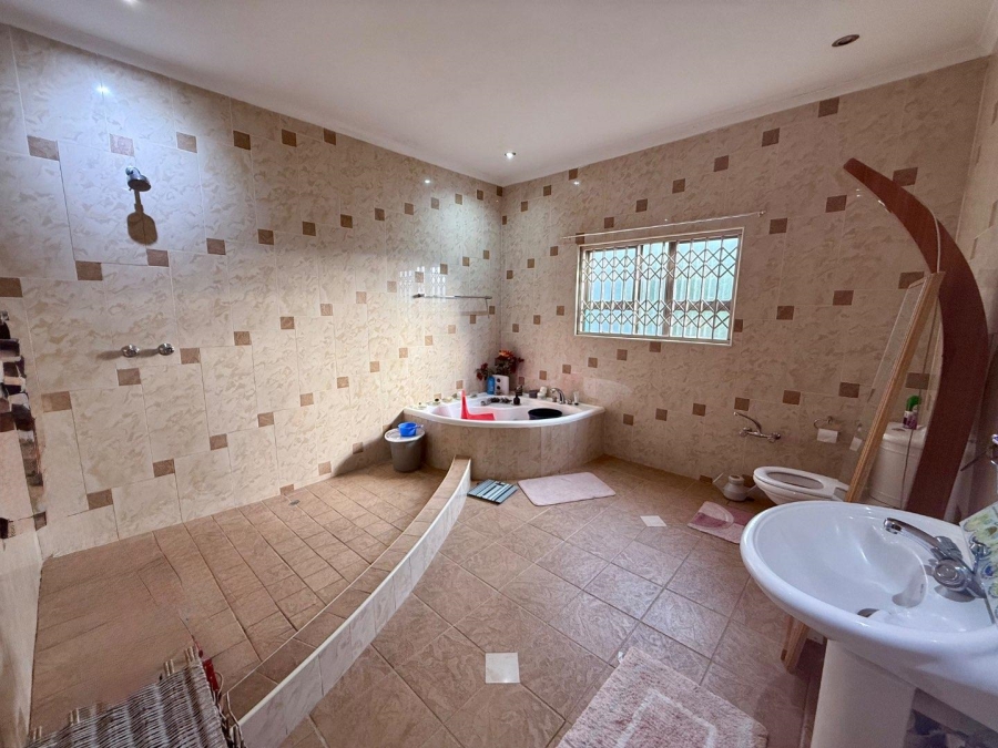 4 Bedroom Property for Sale in Vryheid KwaZulu-Natal