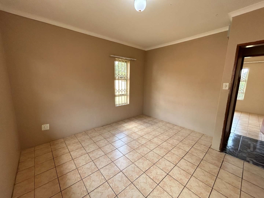 To Let 3 Bedroom Property for Rent in Waterfall KwaZulu-Natal