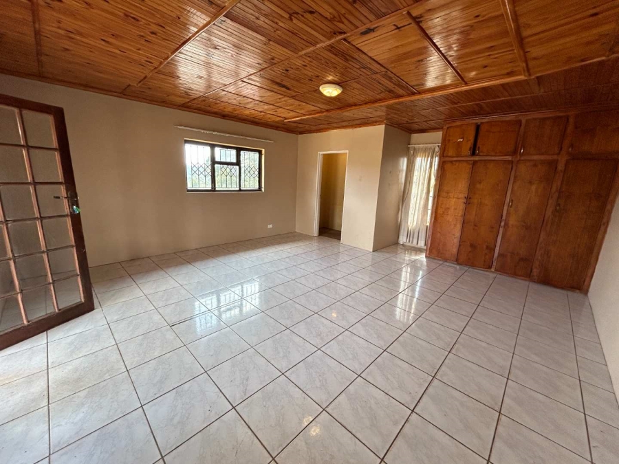 To Let 3 Bedroom Property for Rent in Waterfall KwaZulu-Natal