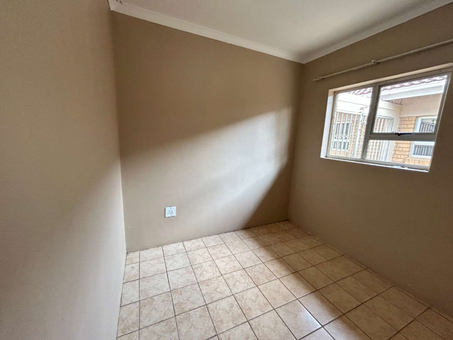 To Let 3 Bedroom Property for Rent in Waterfall KwaZulu-Natal