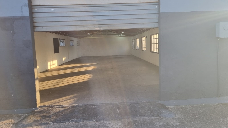 To Let commercial Property for Rent in Queensburgh KwaZulu-Natal