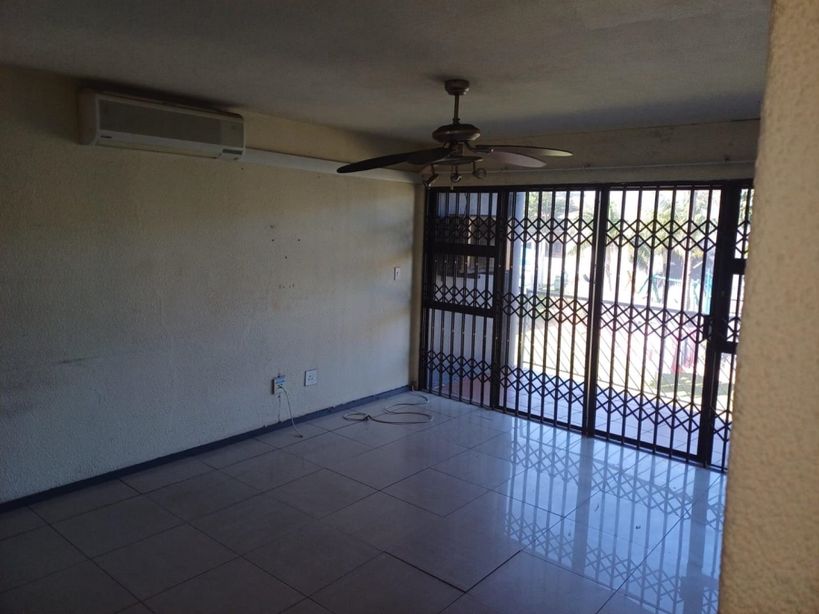 To Let 2 Bedroom Property for Rent in Meer En See KwaZulu-Natal