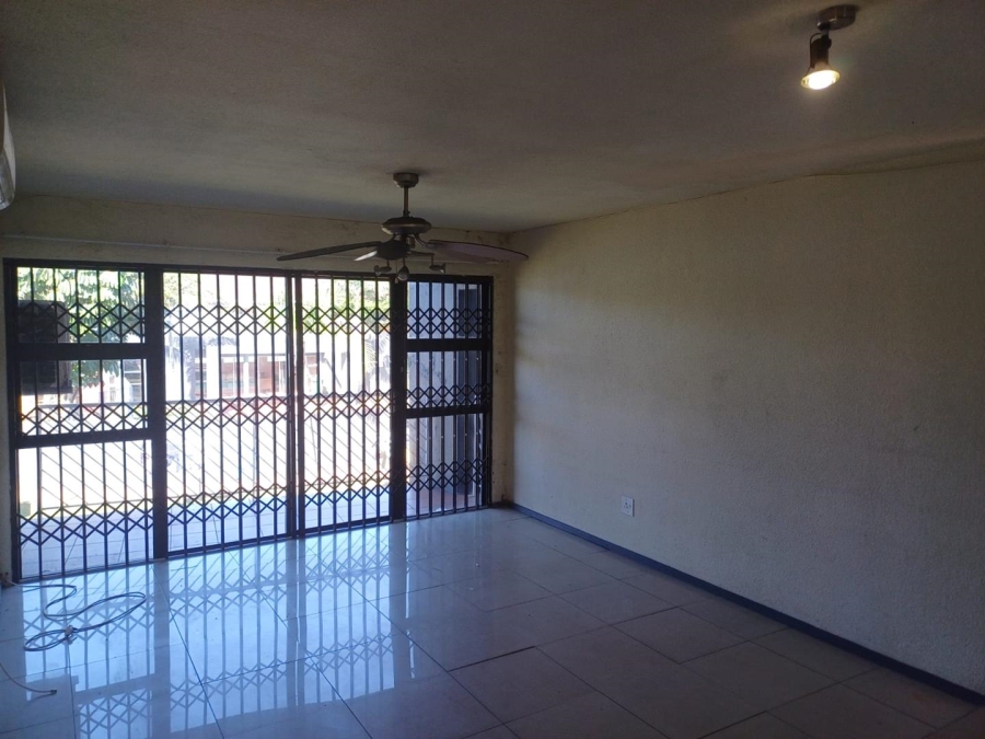 To Let 2 Bedroom Property for Rent in Meer En See KwaZulu-Natal