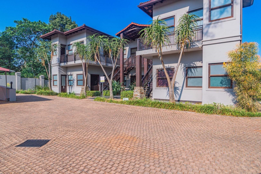 To Let commercial Property for Rent in Kloof KwaZulu-Natal