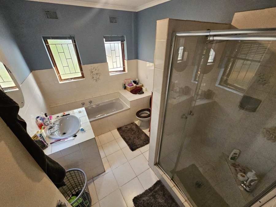 4 Bedroom Property for Sale in Meer En See KwaZulu-Natal