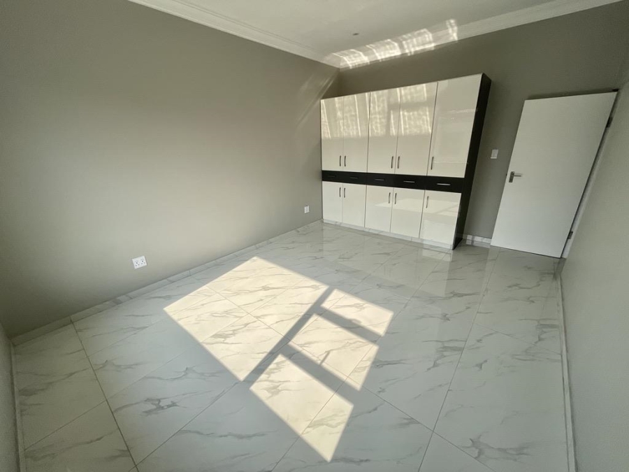 To Let 3 Bedroom Property for Rent in Durban North KwaZulu-Natal