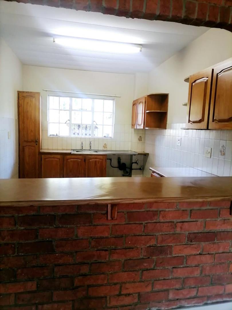 To Let 2 Bedroom Property for Rent in Scottsville KwaZulu-Natal