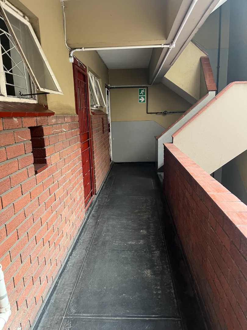 2 Bedroom Property for Sale in Durban Central KwaZulu-Natal