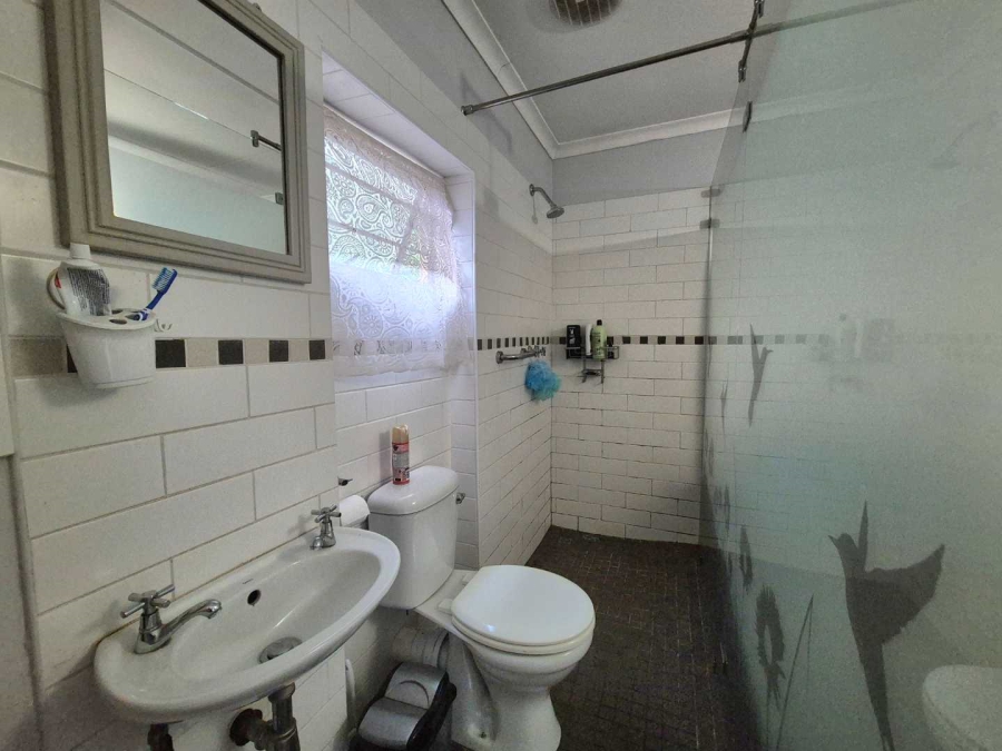 4 Bedroom Property for Sale in Amanzimtoti KwaZulu-Natal