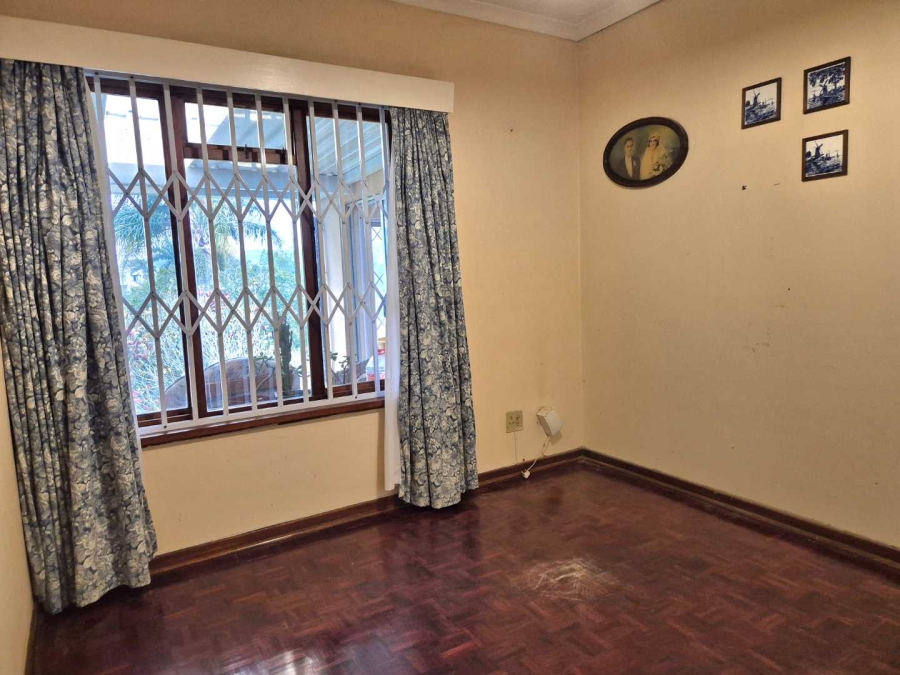 4 Bedroom Property for Sale in Amanzimtoti KwaZulu-Natal