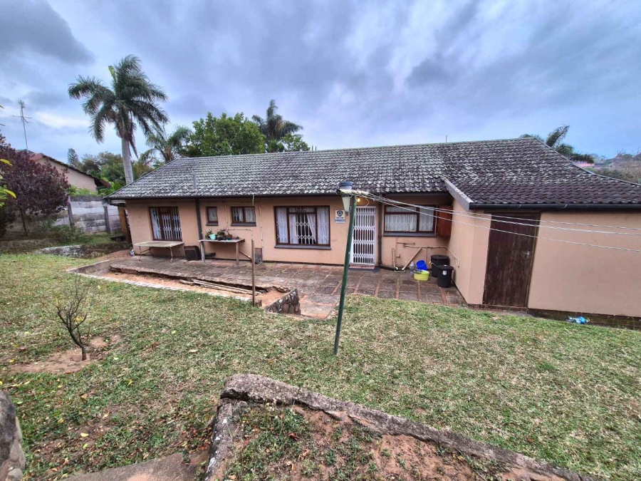 4 Bedroom Property for Sale in Amanzimtoti KwaZulu-Natal