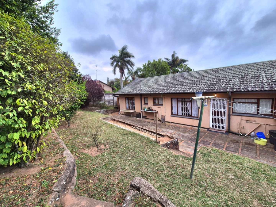 4 Bedroom Property for Sale in Amanzimtoti KwaZulu-Natal