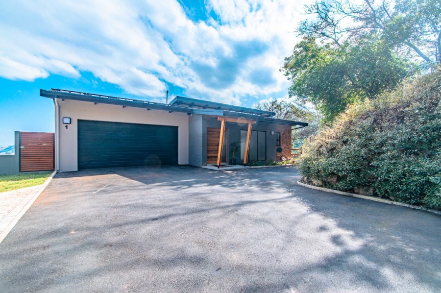 3 Bedroom Property for Sale in Kloof KwaZulu-Natal