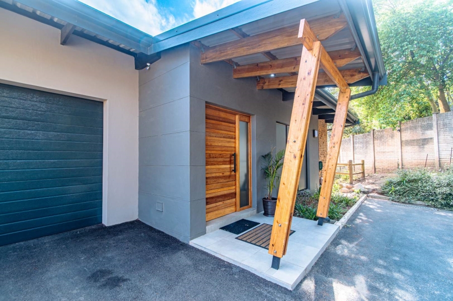 3 Bedroom Property for Sale in Kloof KwaZulu-Natal