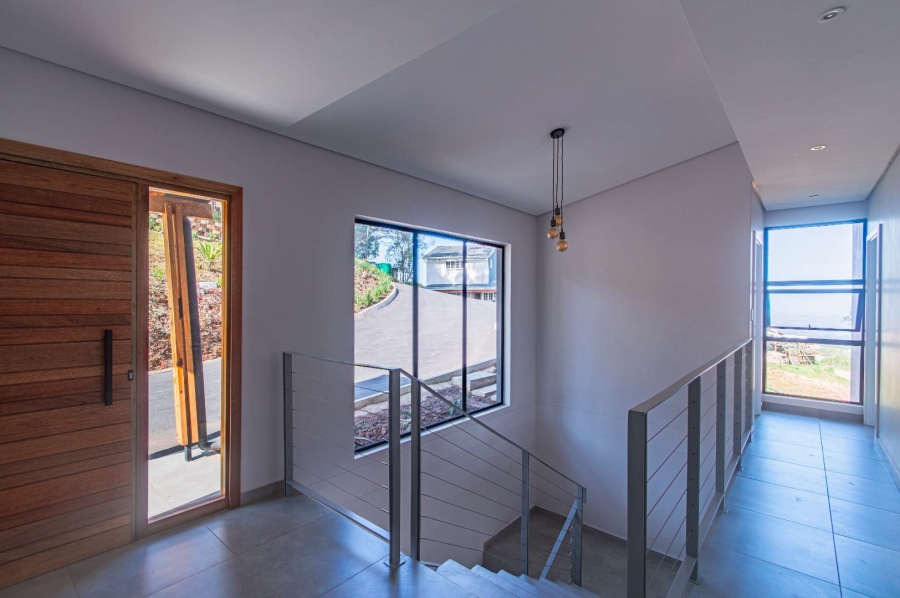 3 Bedroom Property for Sale in Kloof KwaZulu-Natal