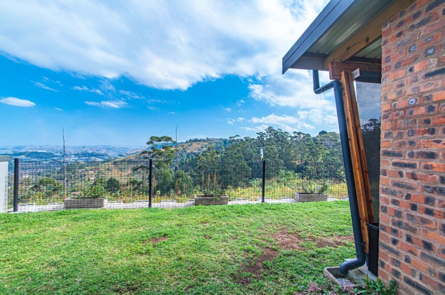 3 Bedroom Property for Sale in Kloof KwaZulu-Natal