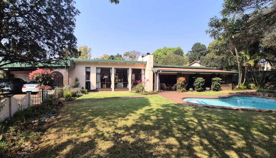 5 Bedroom Property for Sale in Athlone KwaZulu-Natal
