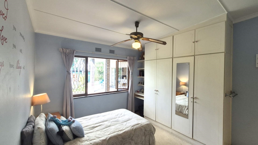 5 Bedroom Property for Sale in Athlone KwaZulu-Natal