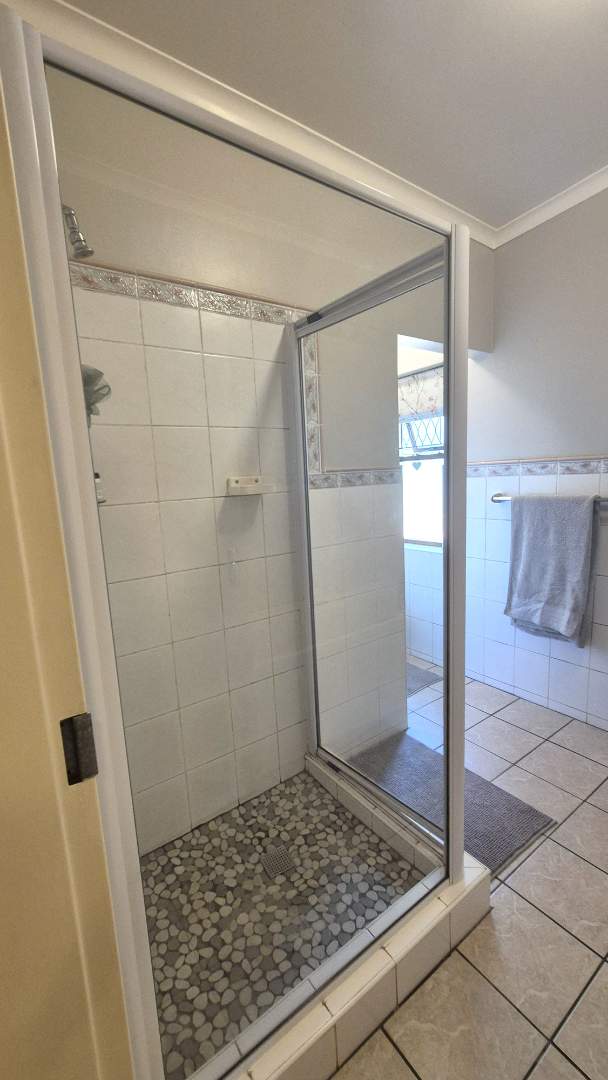 5 Bedroom Property for Sale in Athlone KwaZulu-Natal