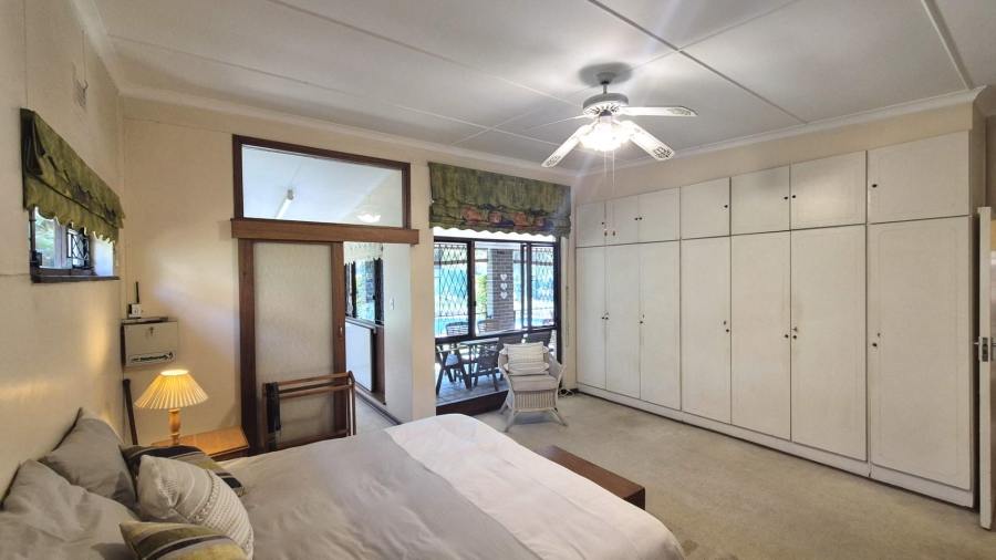 5 Bedroom Property for Sale in Athlone KwaZulu-Natal