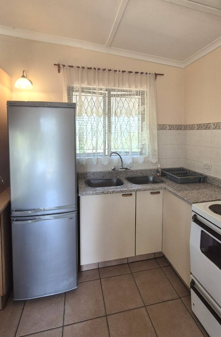 5 Bedroom Property for Sale in Athlone KwaZulu-Natal