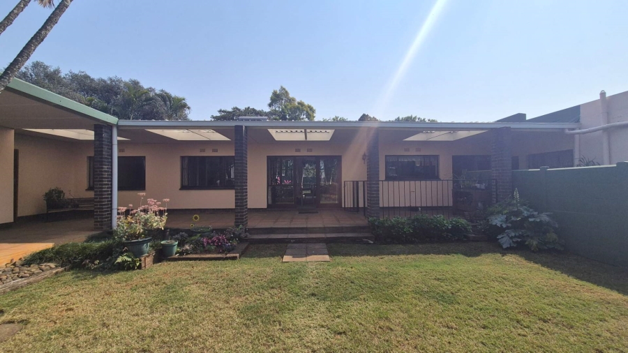 5 Bedroom Property for Sale in Athlone KwaZulu-Natal