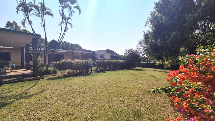 5 Bedroom Property for Sale in Athlone KwaZulu-Natal