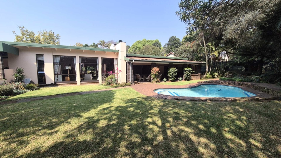 5 Bedroom Property for Sale in Athlone KwaZulu-Natal