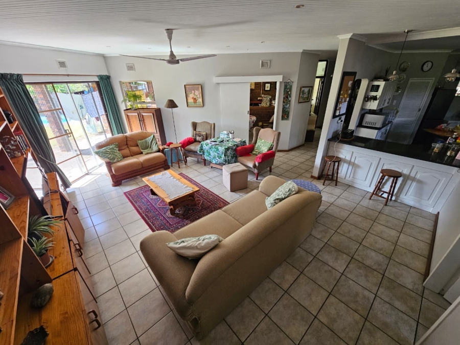 4 Bedroom Property for Sale in Meer En See KwaZulu-Natal