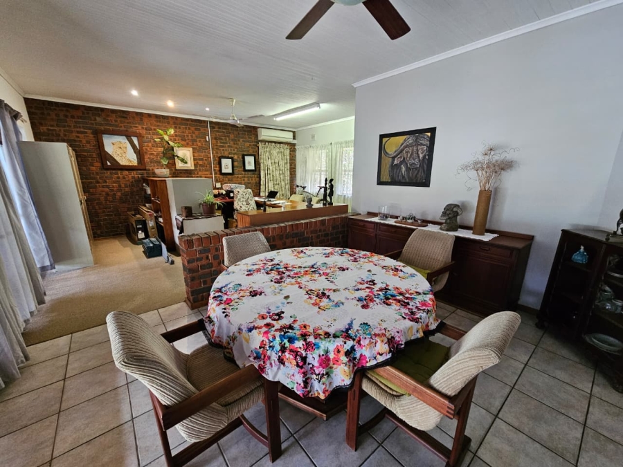 4 Bedroom Property for Sale in Meer En See KwaZulu-Natal
