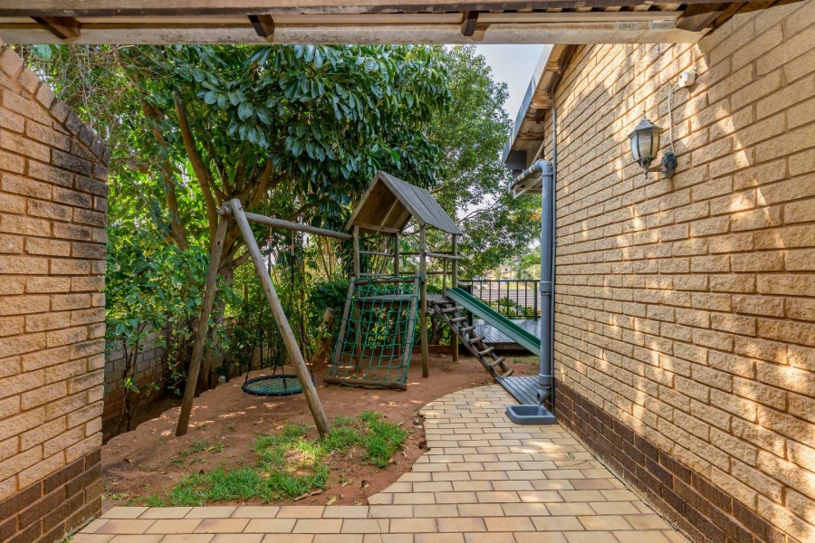 4 Bedroom Property for Sale in Glen Anil KwaZulu-Natal