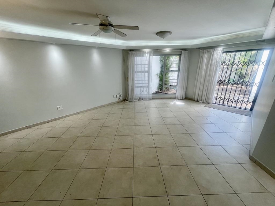 To Let 3 Bedroom Property for Rent in Umhlanga KwaZulu-Natal