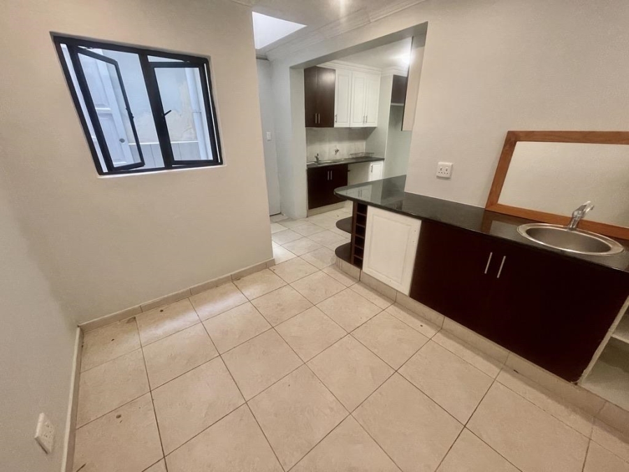 To Let 3 Bedroom Property for Rent in Umhlanga KwaZulu-Natal