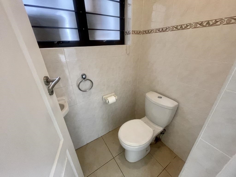 To Let 3 Bedroom Property for Rent in Umhlanga KwaZulu-Natal